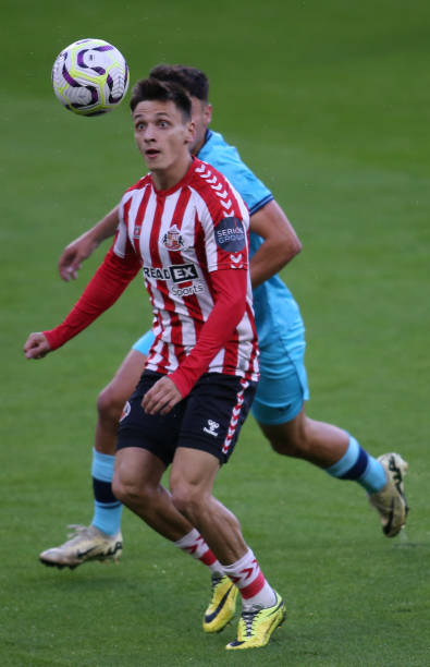 岁前冠军塞 岁前冠军塞