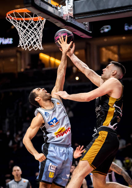 信自己的实 信自己的实